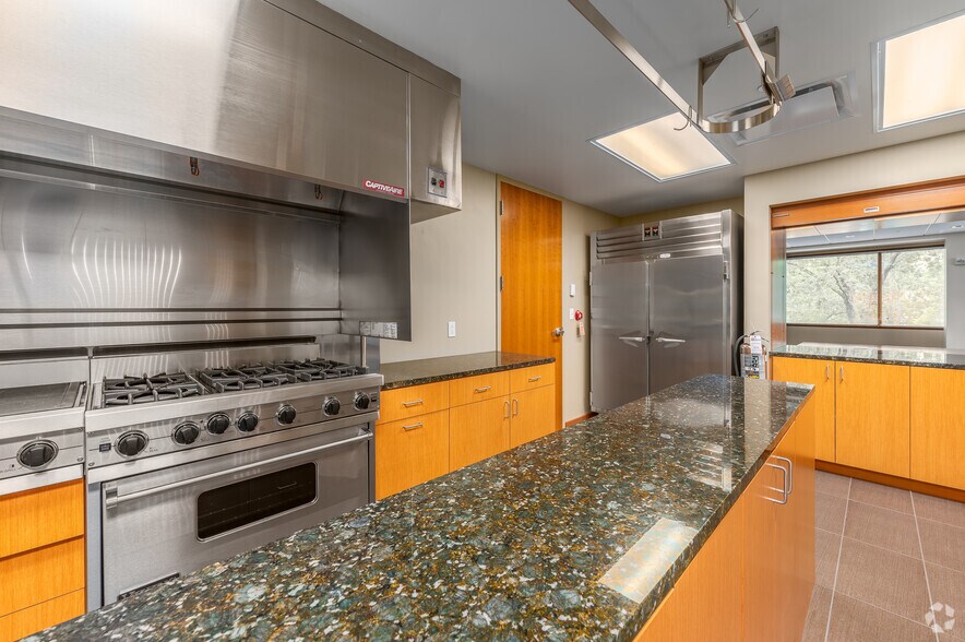 Photo of 1st Floor Ste Parkland 1