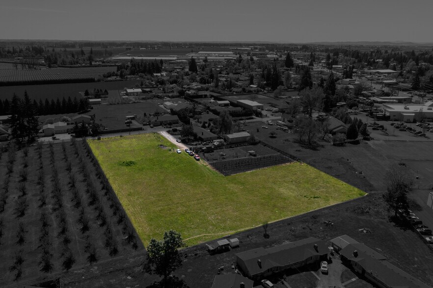 More Photos Of 1661 Lincoln Rd, Woodburn Land For Sale