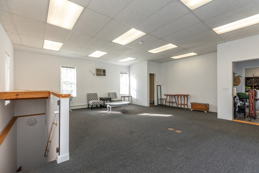 More Photos Of 22 Kent Road, Cornwall Bridge Loft Creative Space For Sale