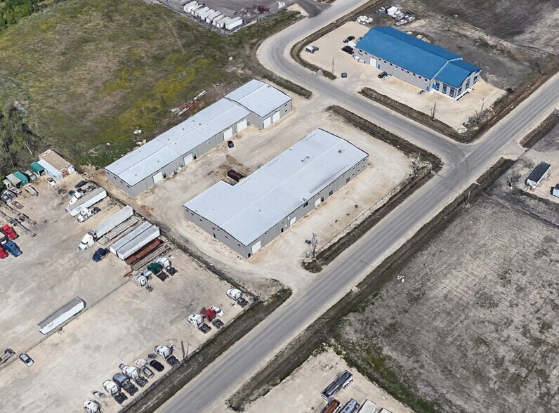 More Photos Of 86 Wheatfield Rd, Rosser Warehouse For Lease