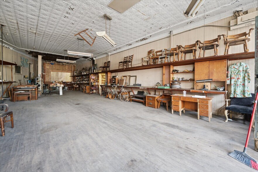 More Photos Of 5505 Lorain Ave, Cleveland Storefront Retail Residential For Sale