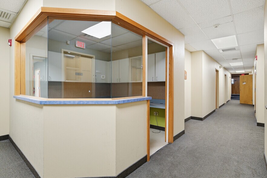 More Photos Of 534 Sumner Ave, Springfield General Retail For Lease