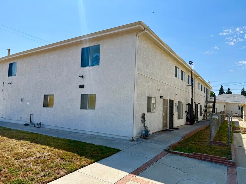 More Photos Of 123 Orange Grove Ave, San Fernando Apartments For Sale