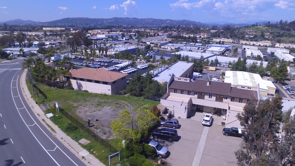 More Photos Of 2458 Auto Park Way, Escondido Land For Lease