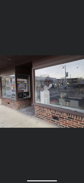 More Photos Of 1624 W University Ave, Muncie Restaurant For Lease
