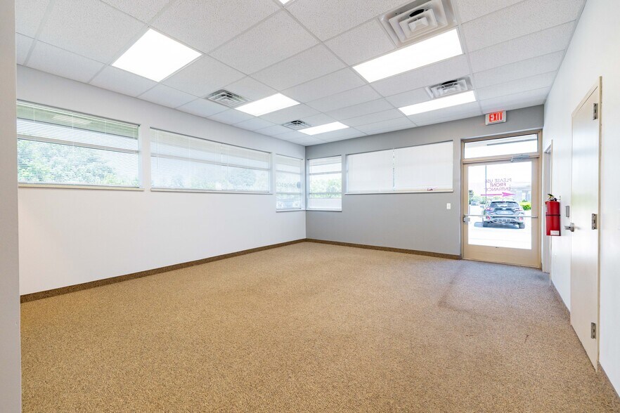 More Photos Of 10484 Citation Dr, Brighton Medical For Sale