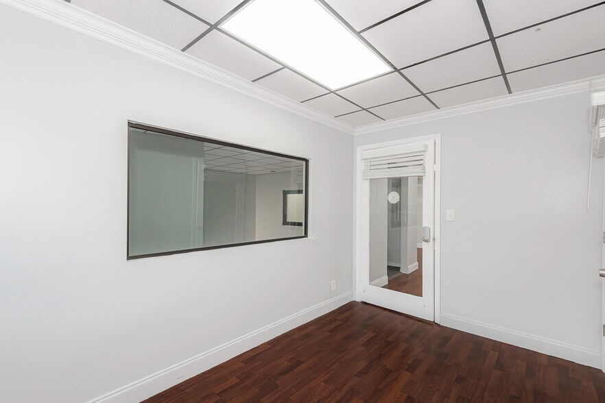 More Photos Of 3650 Coral Ridge Dr, Coral Springs Light Manufacturing For Lease