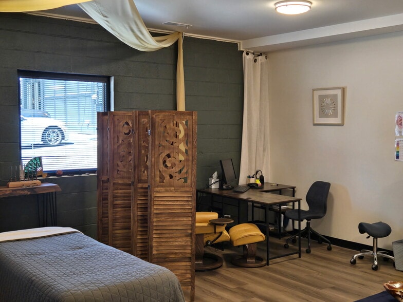 More Photos Of 1 E Woodrow Ave, Belmont Storefront Retail Office For Lease
