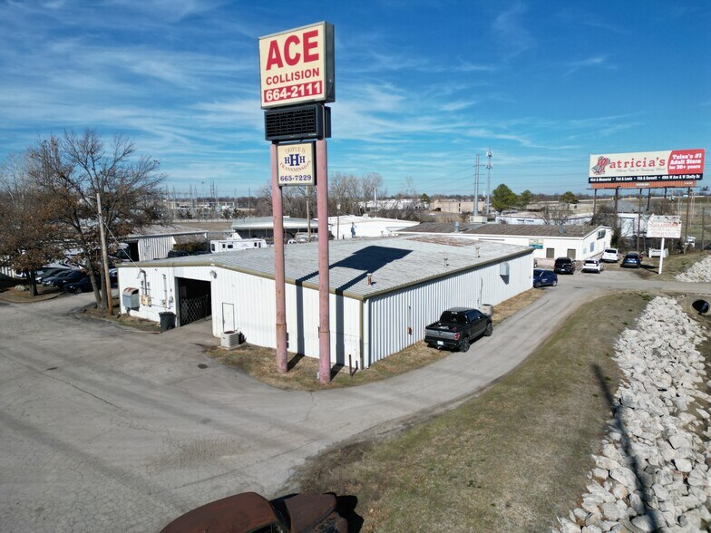 More Photos Of 6535 E Skelly Dr, Tulsa Auto Repair For Lease