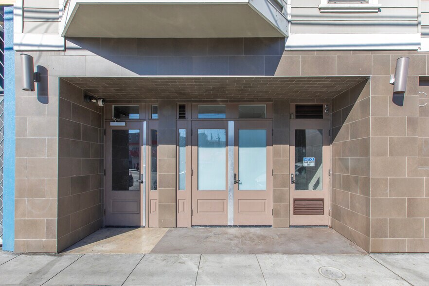 More Photos Of 566 S Van Ness Ave, San Francisco Apartments For Sale