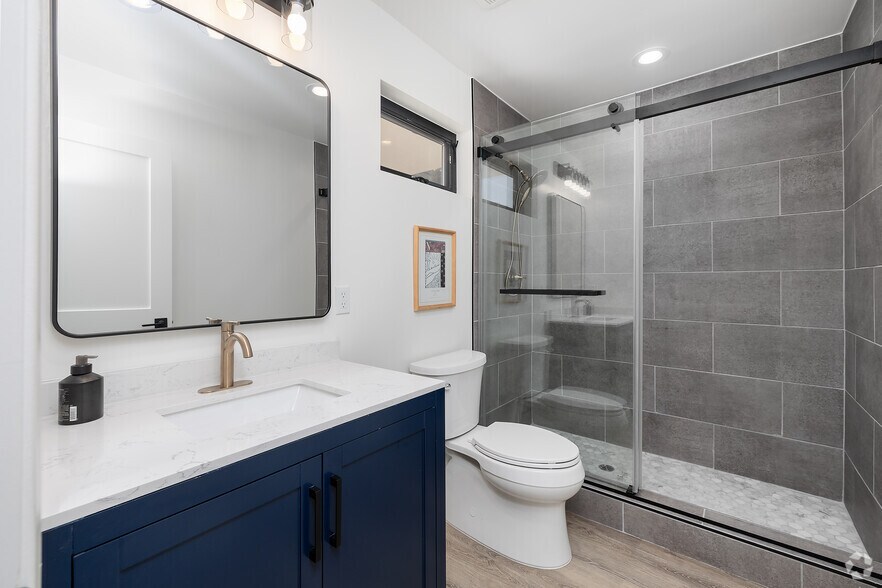 More Photos Of 8929 Hubbard St, Culver City Apartments For Sale