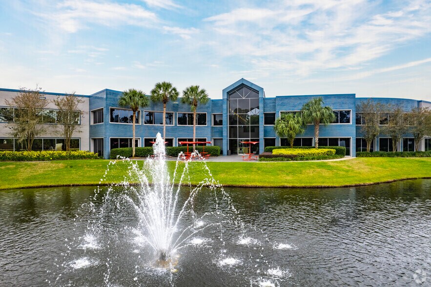 More Photos Of 3350 Buschwood Park Dr, Tampa Office For Lease