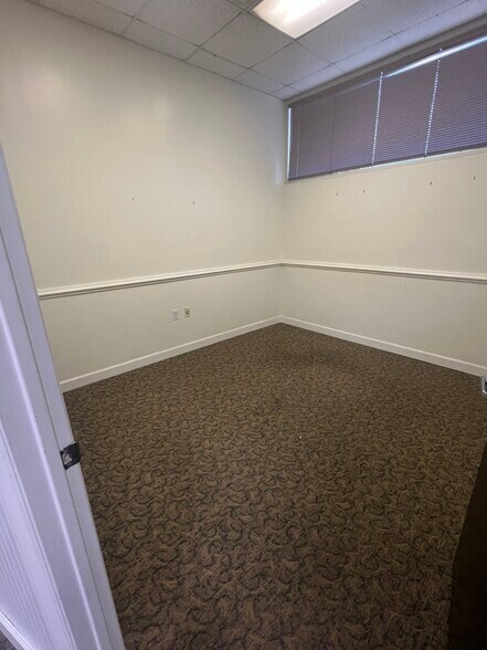 More Photos Of 897 N Monroe St, Tallahassee Office For Lease