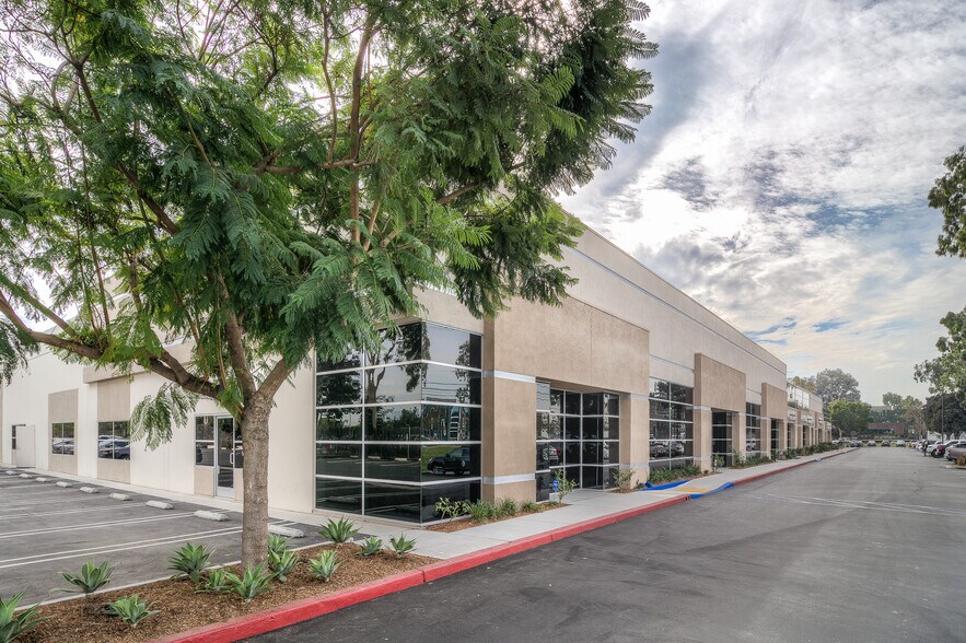 More Photos Of 17200-17288 Red Hill Ave, Irvine Flex For Lease