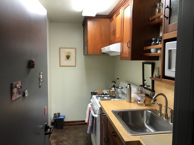 More Photos Of 3212 Mt Pinos Way, Frazier Park Light Manufacturing For Sale