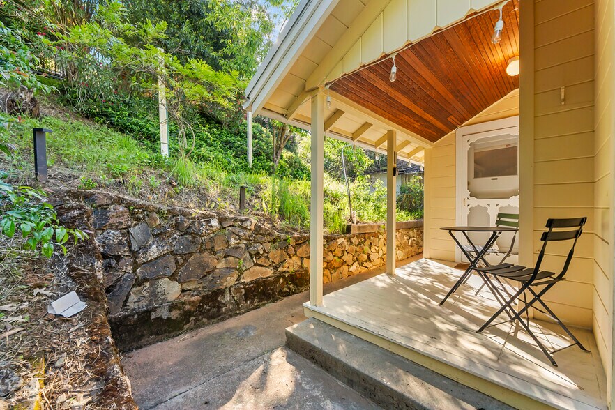More Photos Of 14202 S State Highway 49, Amador City Hotel For Sale