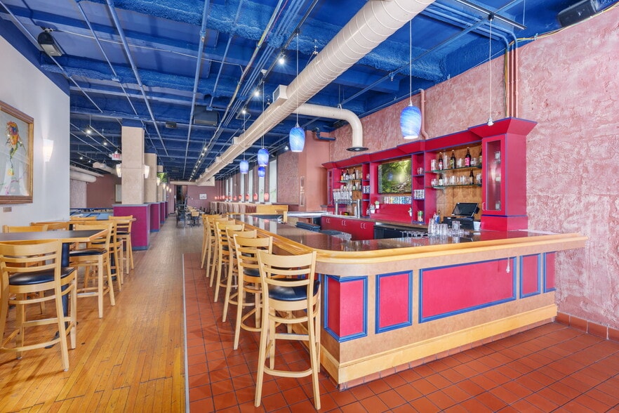 More Photos Of 812-814 W Hamilton St, Allentown Loft Creative Space For Sale