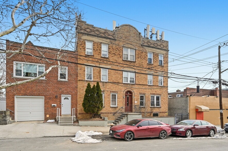 More Photos Of 3910 Seton Ave, Bronx Apartments For Sale