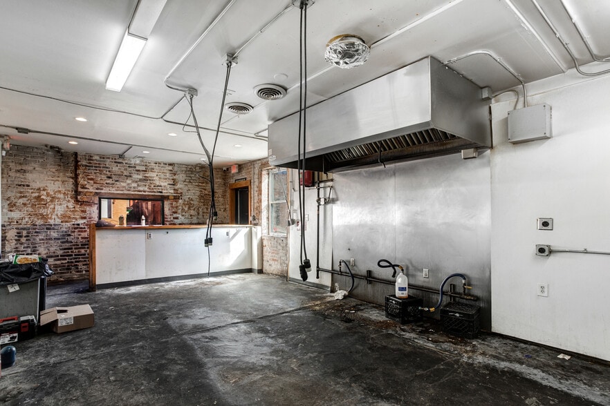 More Photos Of 4916 Shaw Ave, Saint Louis Warehouse For Sale