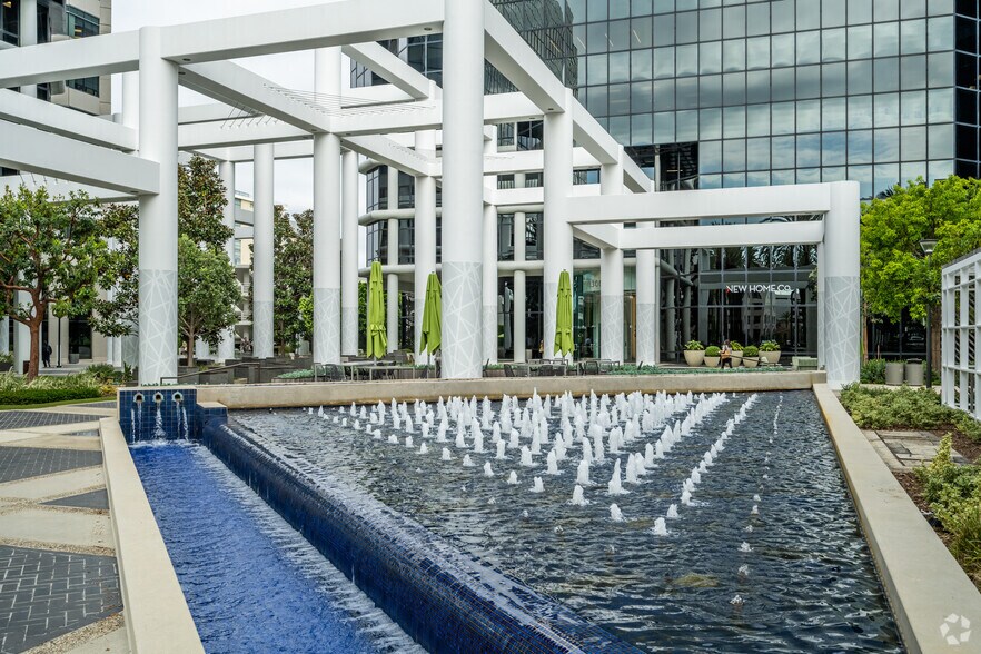 More Photos Of 18400 Von Karman Ave, Irvine Office For Lease