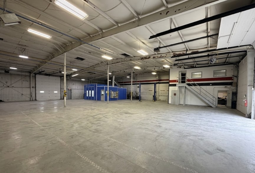 More Photos Of 2720 Symmes Rd, Fairfield Warehouse For Lease