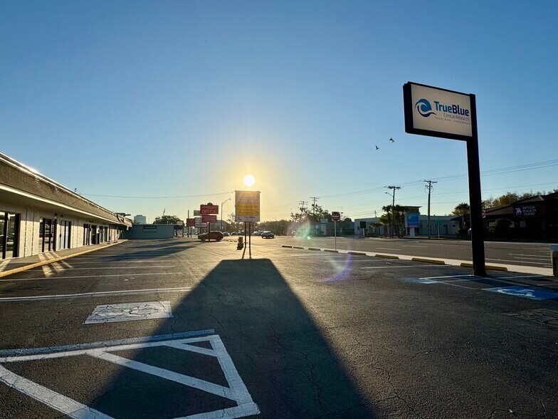 More Photos Of 4239 Kennedy blvd, Tampa General Retail For Lease
