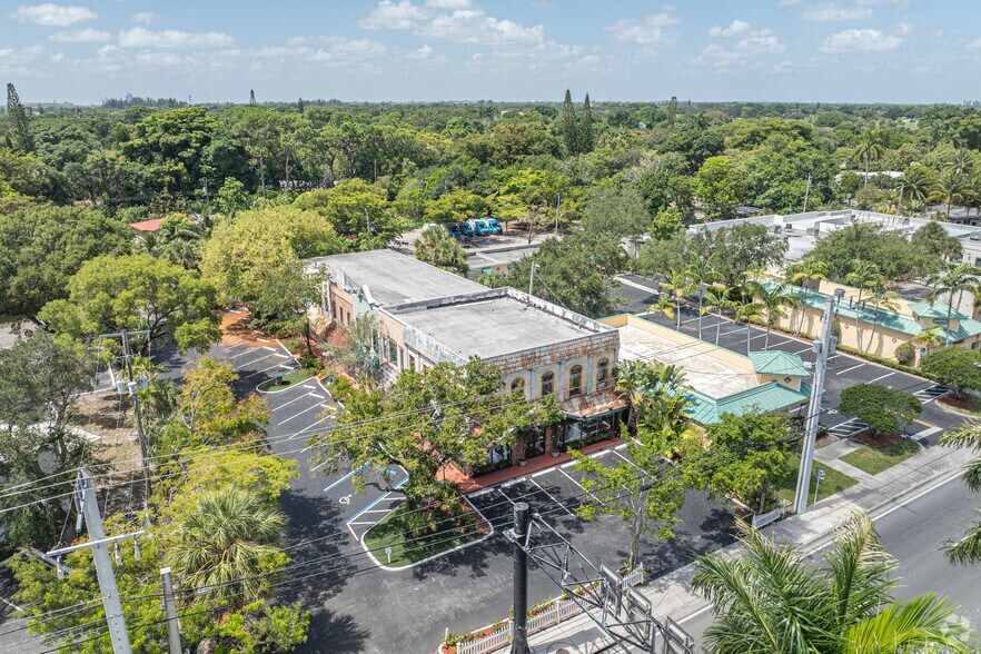 More Photos Of 4066 Broward Blvd, Fort Lauderdale Storefront Retail Office For Lease