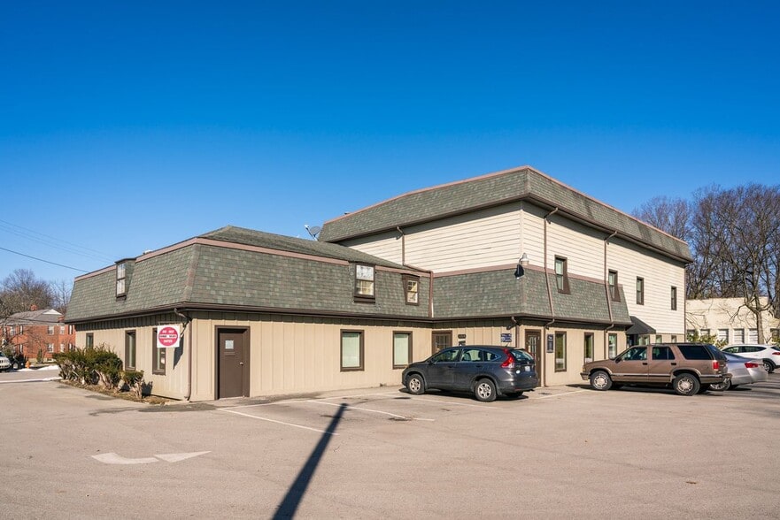 Primary Photo Of 2915 Frankfort Ave, Louisville Office For Lease