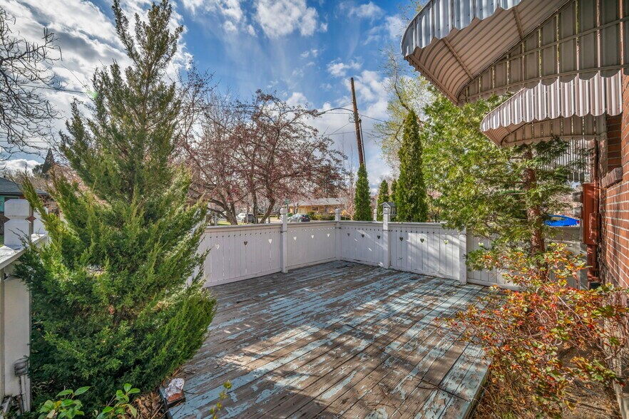 More Photos Of 588 Saint Lawrence Ave, Reno Multifamily For Sale