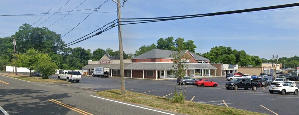 More Photos Of 400 Hawkins Ave, Lake Ronkonkoma General Retail For Sale