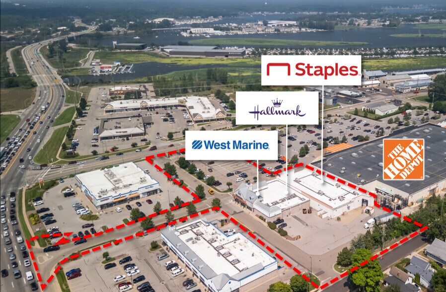 Primary Photo Of 810-840 Jackson Ave, Grand Haven General Retail For Sale