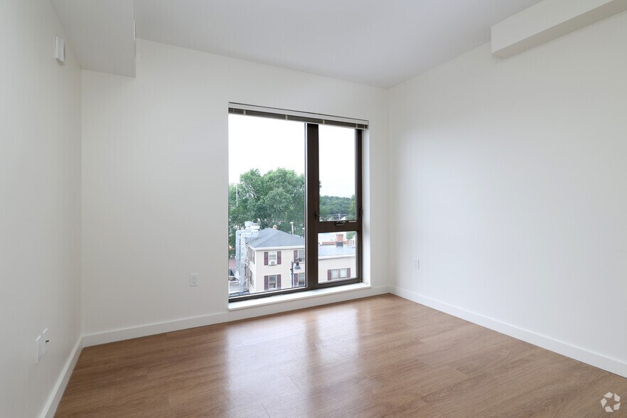 More Photos Of 199-211 Rantoul St, Beverly Apartments For Lease