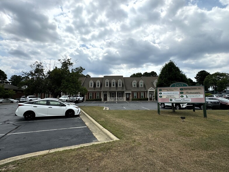 Primary Photo Of 2413 Robeson St, Fayetteville Office For Lease