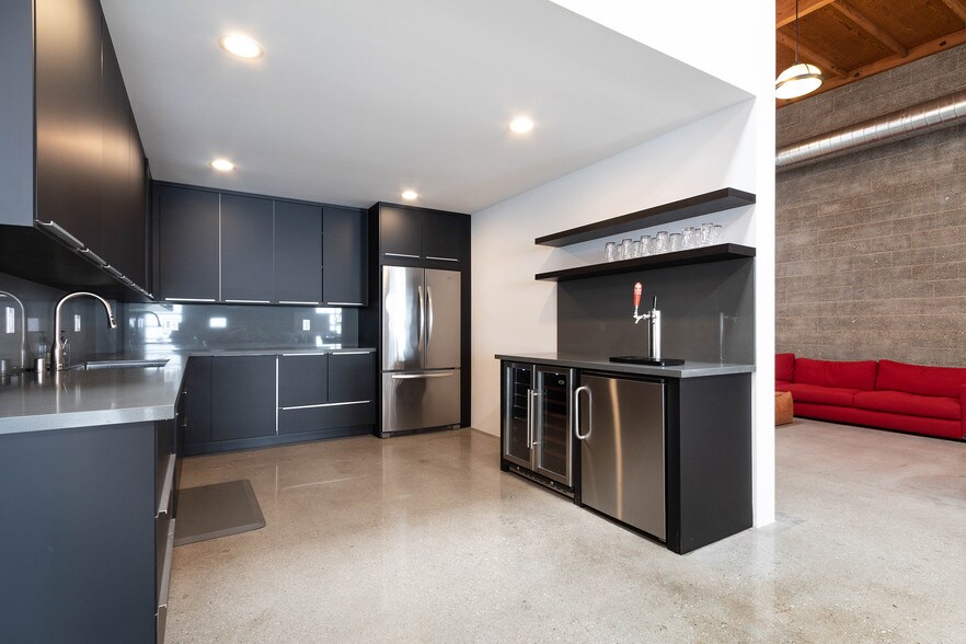 More Photos Of 121-125 Sierra St, El Segundo Loft Creative Space For Lease