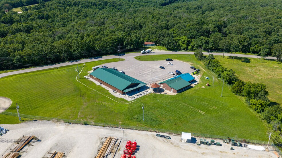 More Photos Of 6285 State Rte 7, Roach General Retail For Sale