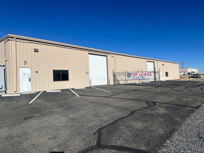 More Photos Of 27 Bruce Way, Mound House Warehouse For Lease