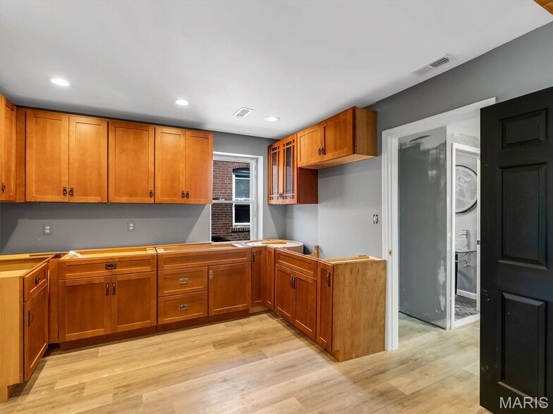 More Photos Of 8808 Saint Charles Rock Rd, Saint Louis General Retail For Sale