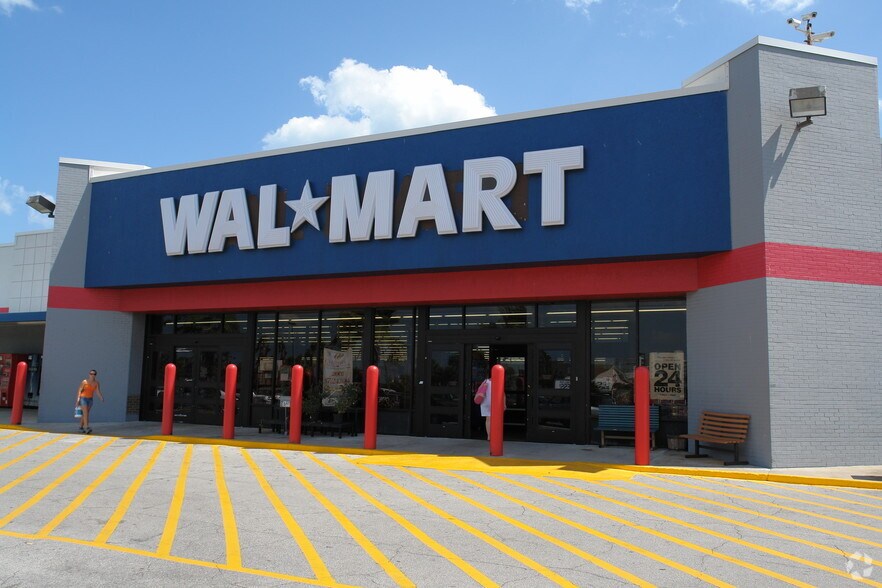 More Photos Of 959-991 E Eau Gallie Blvd, Melbourne Supermarket For Lease