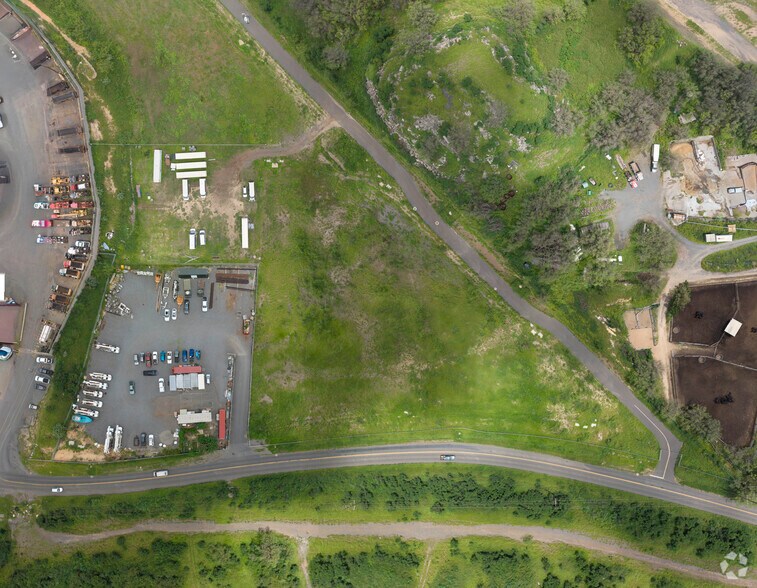 More Photos Of 109 E Waiko Rd, Wailuku Land For Sale