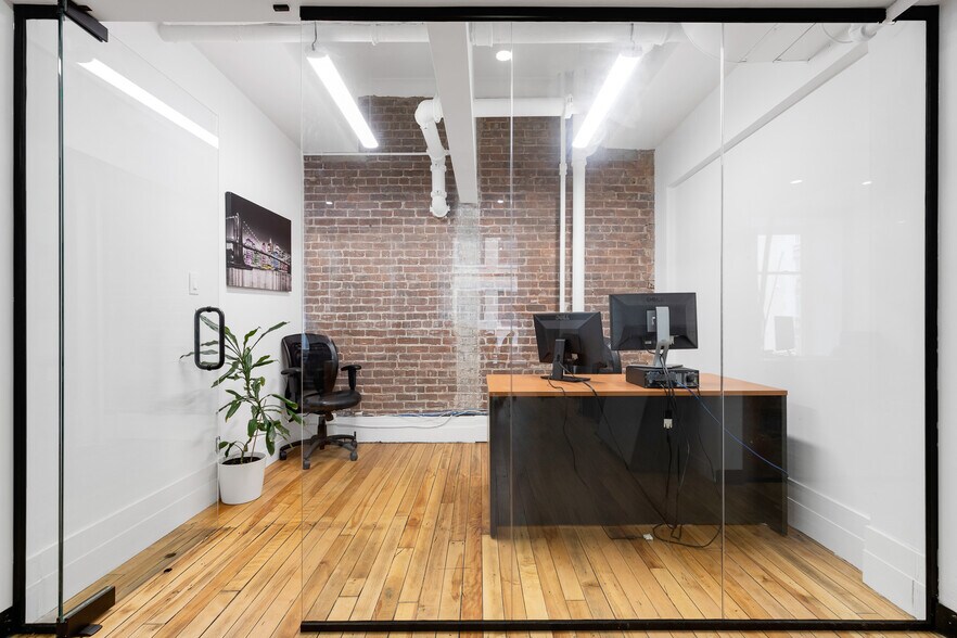 More Photos Of 417-419 Rue Saint-Pierre, Montréal Office For Lease