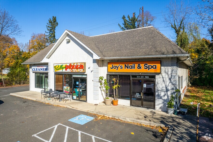 Primary Photo Of 401 Penllyn Blue Bell Pike, Blue Bell Storefront Retail Office For Sale