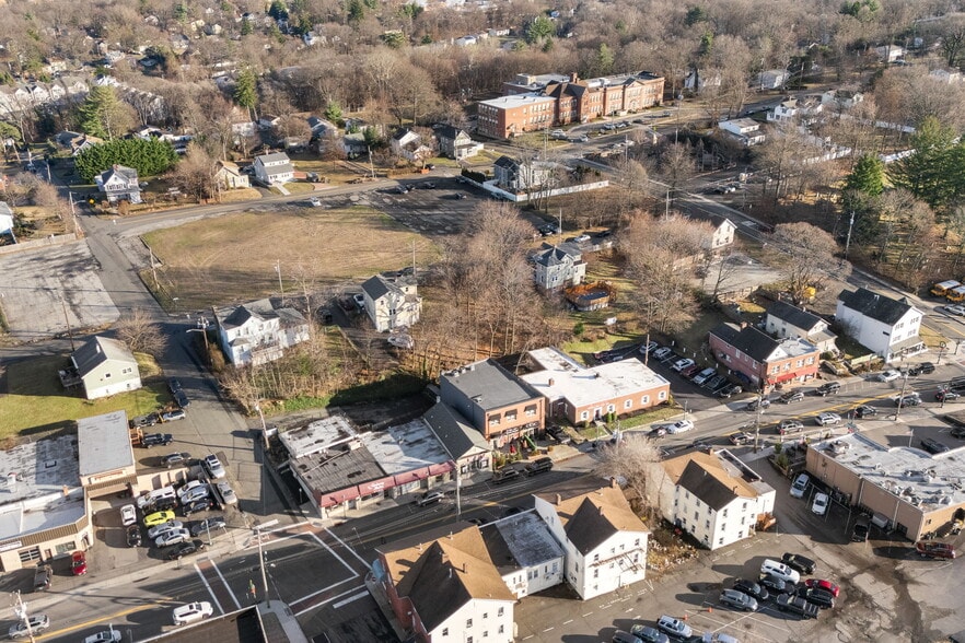 More Photos Of 202 Main St, Nanuet Freestanding For Sale