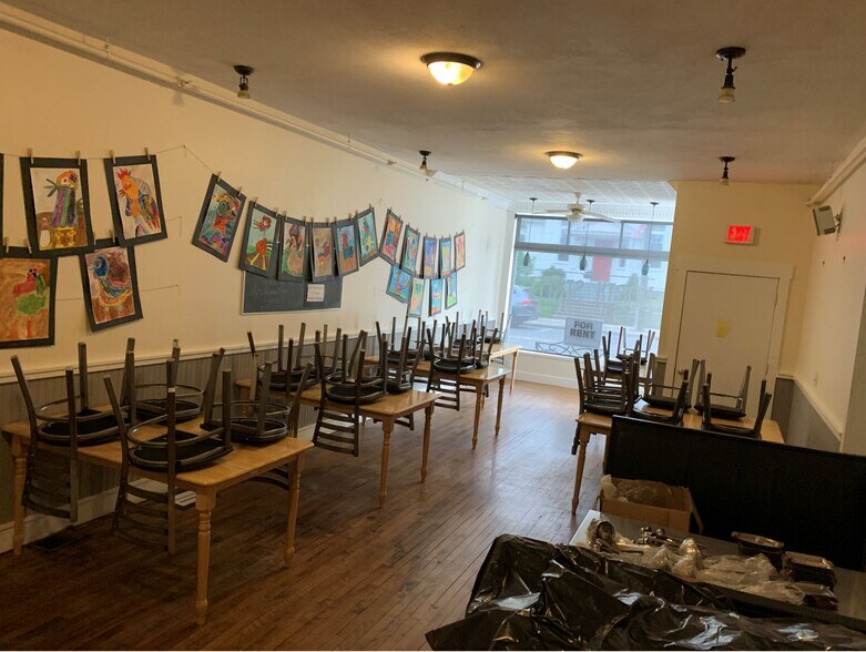 More Photos Of 3 North St, Marcellus General Retail For Lease