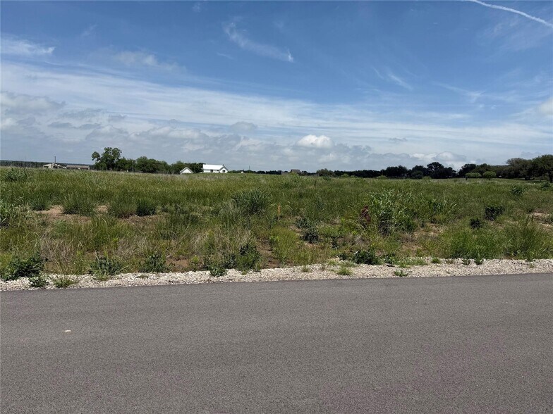 More Photos Of TBD Yawney Dr, Lipan Land For Sale