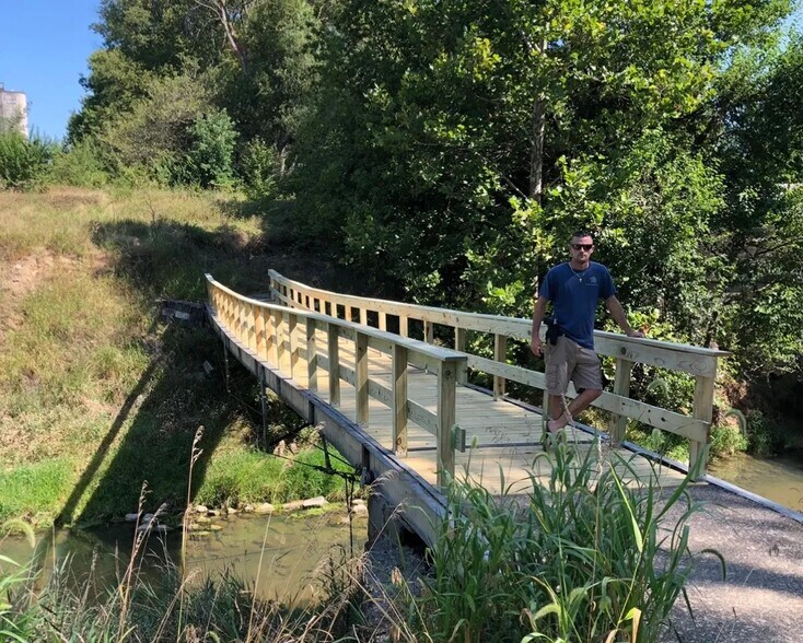 More Photos Of 625 IN-75 Rd, Flora Amusement Park For Sale