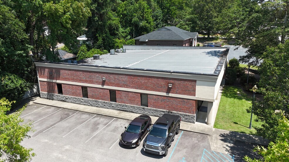 More Photos Of 305 Stoneridge Dr, Columbia Office For Sale