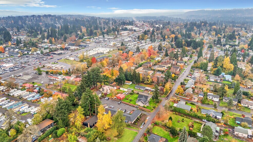 More Photos Of 13500 SE Linden Ln, Milwaukie Apartments For Sale