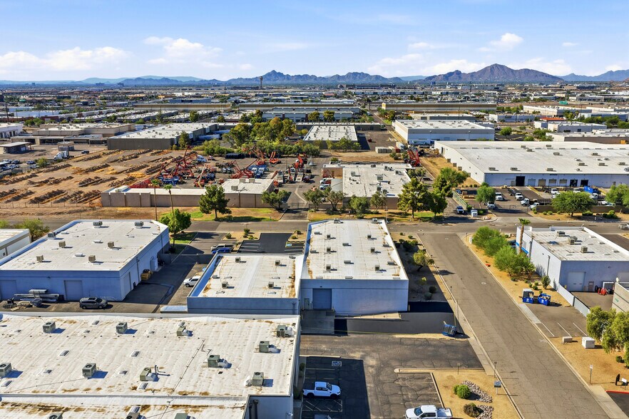 More Photos Of 3745 E Wier Ave, Phoenix Warehouse For Lease