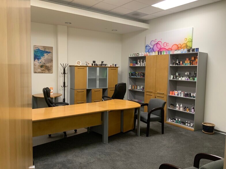 More Photos Of 16641 Roscoe Pl, North Hills Warehouse For Lease