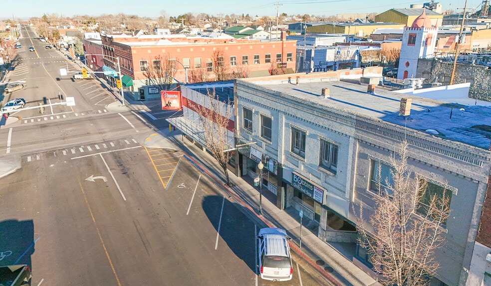 More Photos Of 1005 Main St, Buhl Storefront Retail Residential For Sale